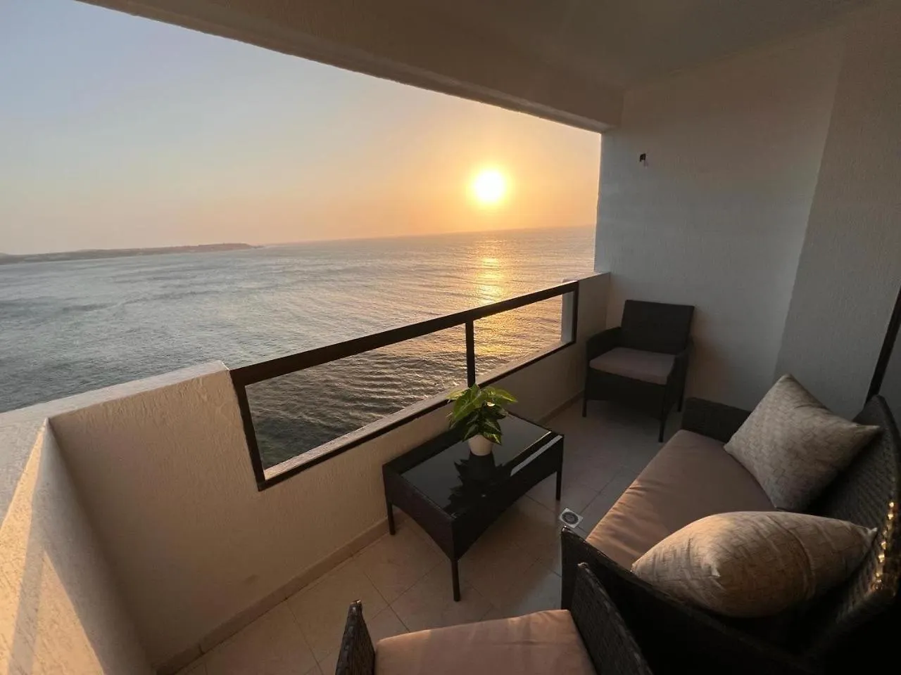 Apartamento Vista A El Mar En Cartagena, Laguito 아파트